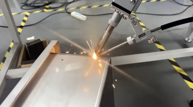 8 Trends En Ontwikkelingen In Lasersnijden - Lasersnijden Metaal (RVS): Voet-Lasercutting.be thumbnail